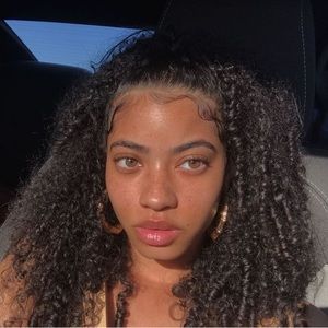 Meet your Posher, Aaliyah